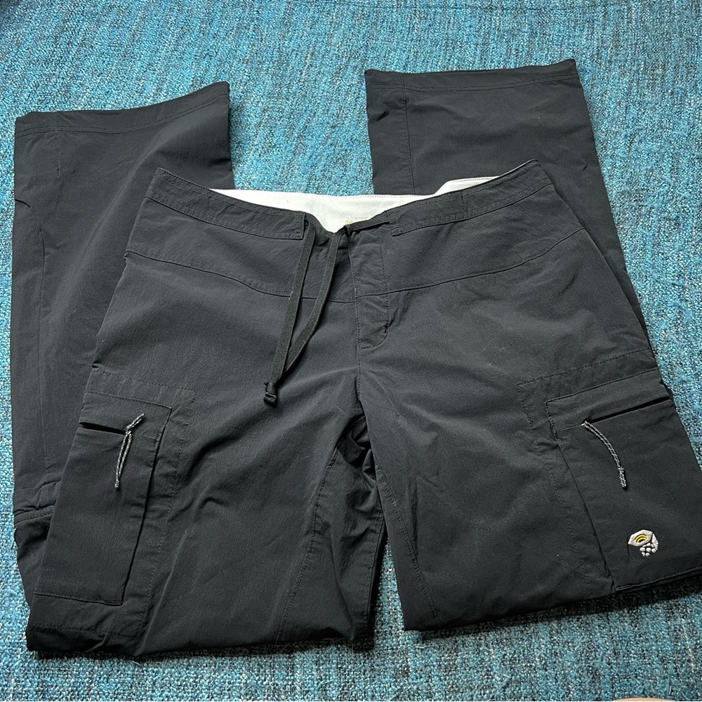 Mountain Hardwear Yuma Convertible Hiking Pants in Black Women's 10 Regular